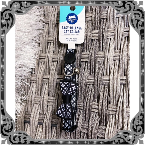 Petsmart Breakaway Bow Tie Cat Collar Black & White Plaid Striped Bell Dog XS - Picture 2 of 6